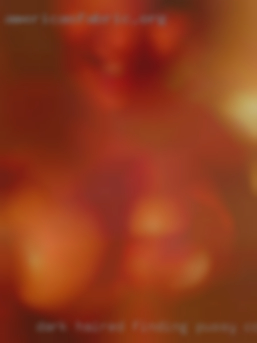 Dark haired finding pussy couple in fortys fucking.